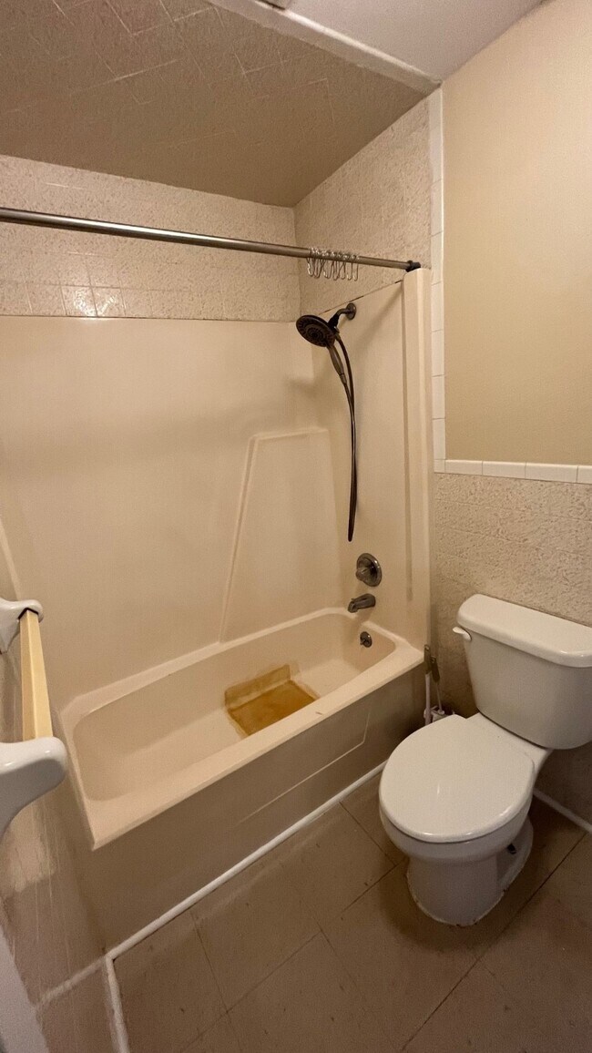 Building Photo - 1523 Avenue O