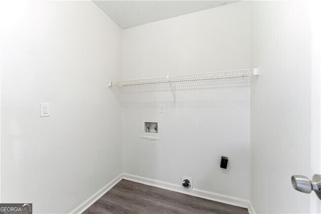 Building Photo - 2130 Fieldstone View Ct SE