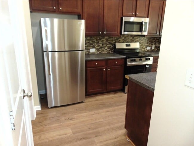 Building Photo - 5227 Mill Way