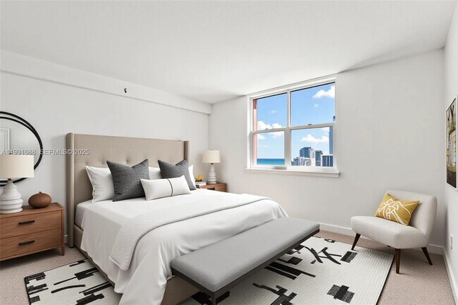 Building Photo - 401 69th St