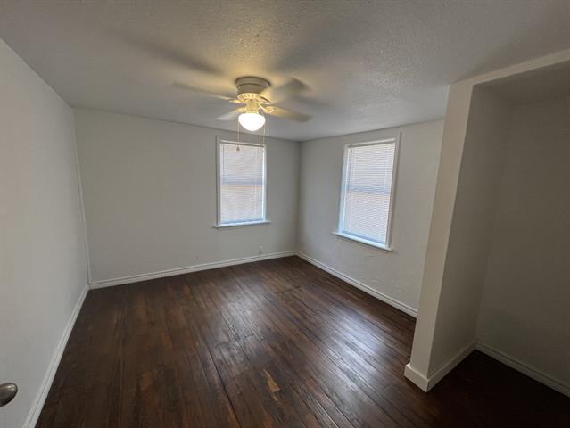 Building Photo - 361 College Dr