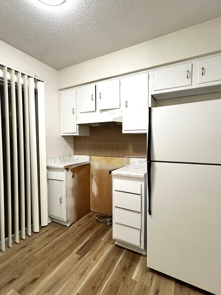 Kitchen (new stove is on the way) - 9315 Bluejacket St