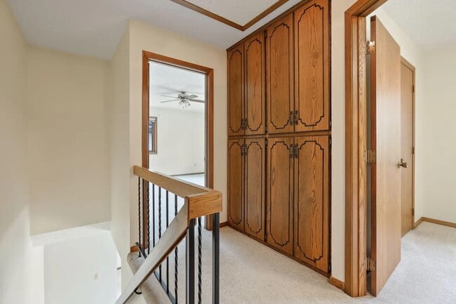 Building Photo - 1411 10th Ave E