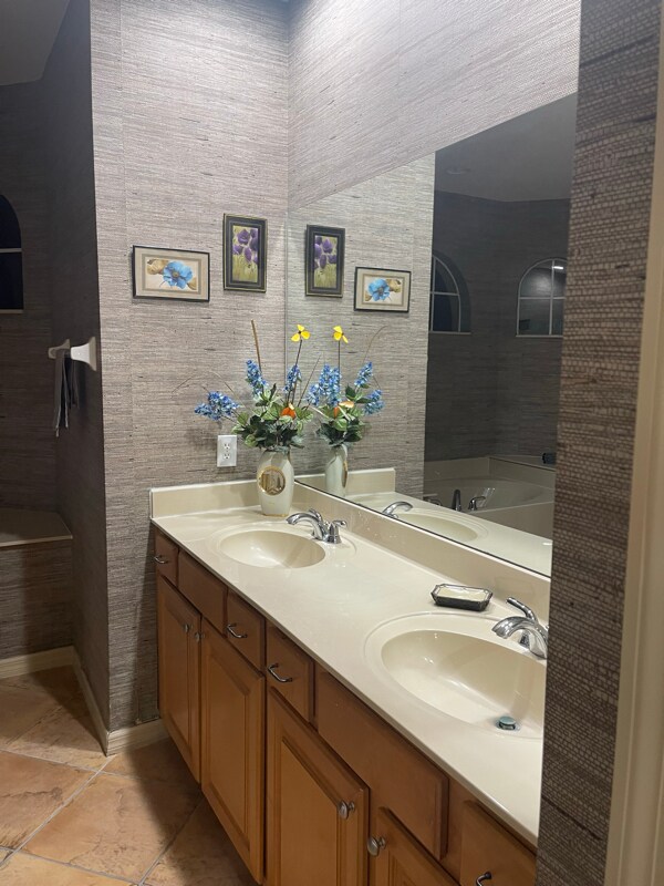 Building Photo - 8670 Avalon Blvd