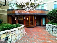 Building Photo - 7111 Woodmont Ave