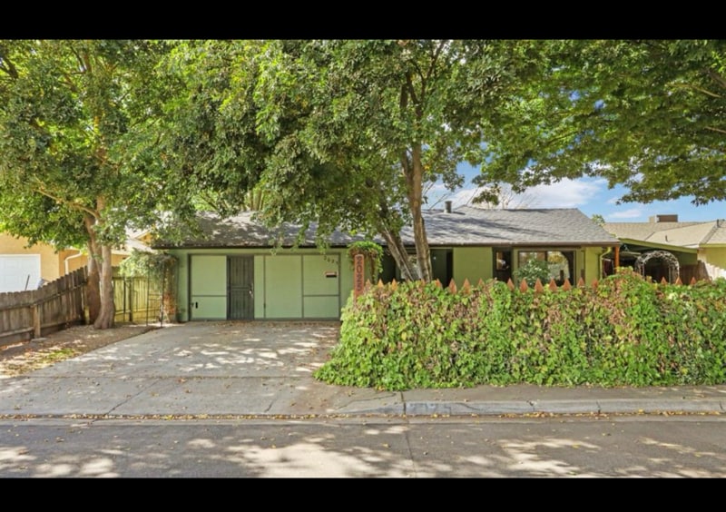 Primary Photo - 2025 Ellison Dr