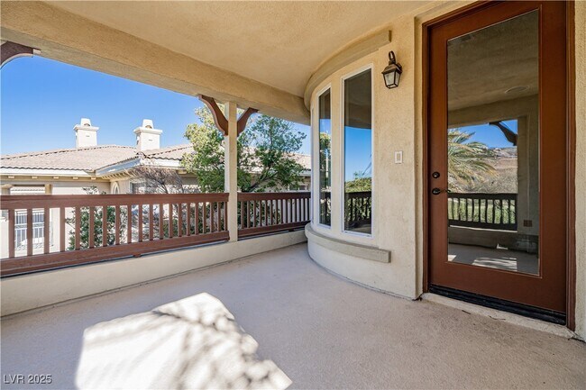 Building Photo - 1423 Foothills Village Dr