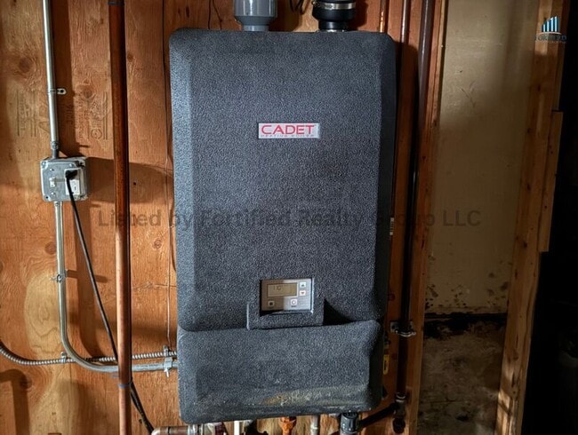 Building Photo - 79 County St