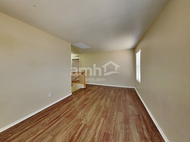 Building Photo - 2538 W Bloch Rd