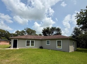 Building Photo - 9210 Tacquard Dr