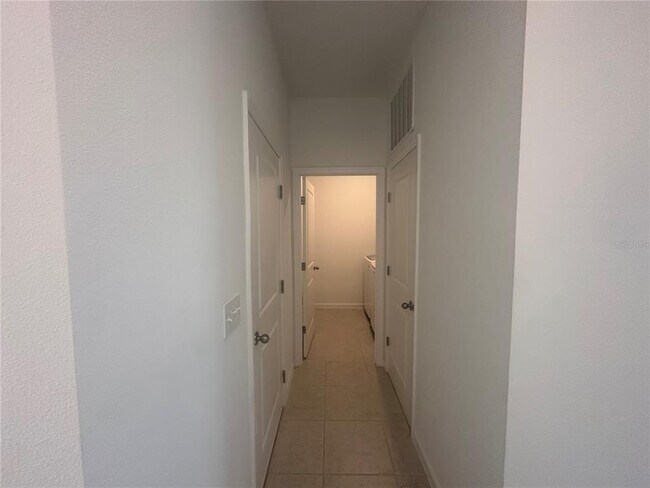 Building Photo - 2062 Gold Dust Dr
