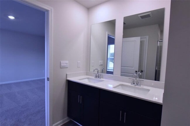 Building Photo - 41 Westerly Sta