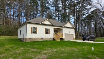 Building Photo - 208 Wheeler Ave