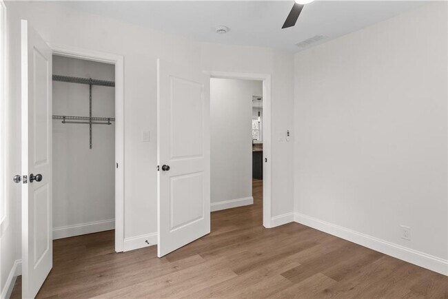 Building Photo - 1658 Altadena Pl SW
