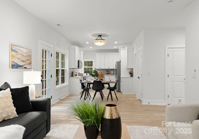Building Photo - 6923 Cascade Dream Ct