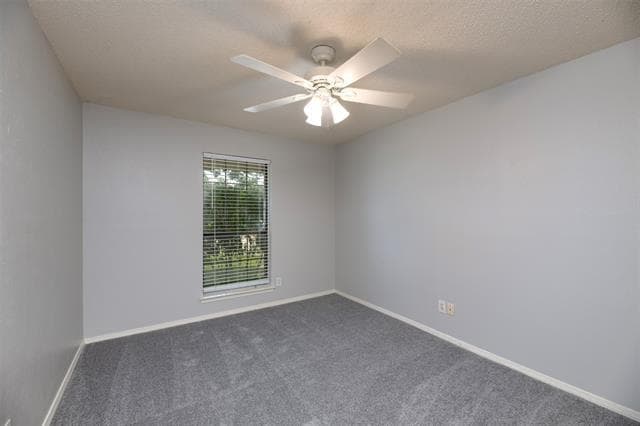 Building Photo - 4013 David Cir
