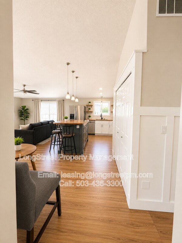 Building Photo - 3206 SE Summerfield Dr