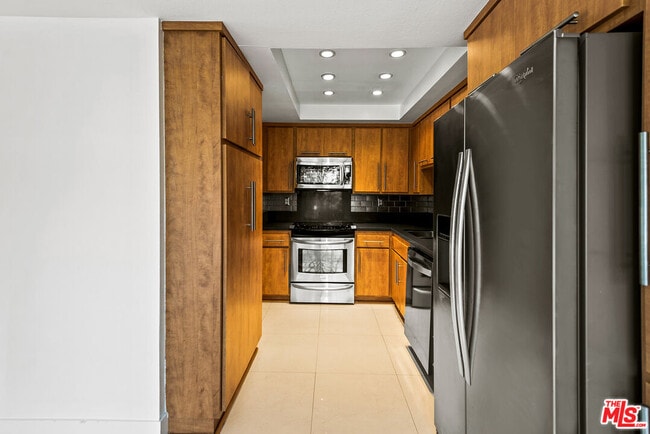 Building Photo - 8105 Redlands St