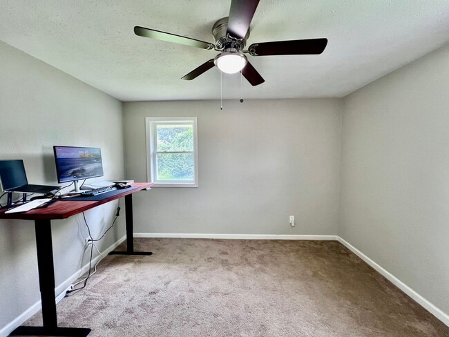 Building Photo - Charming 4 Bedroom home in Norfolk