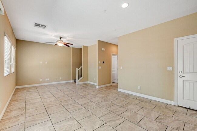 Building Photo - 1074 Fish Pond Ave