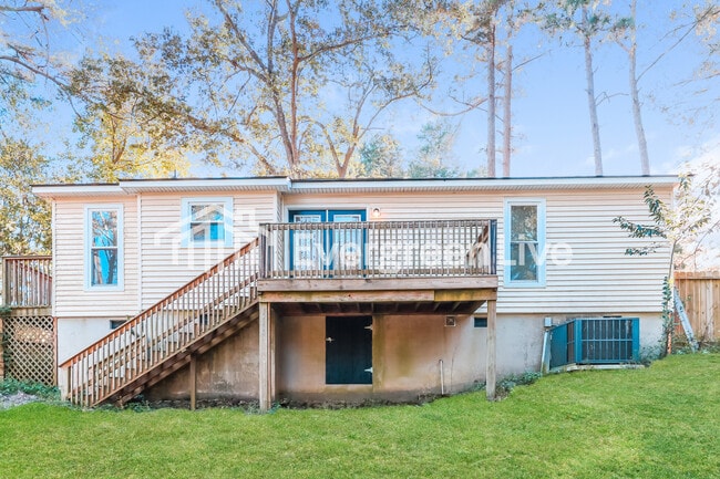 Building Photo - 1028 Thurmond St