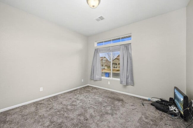 Building Photo - 4854 Saddlewood Circle