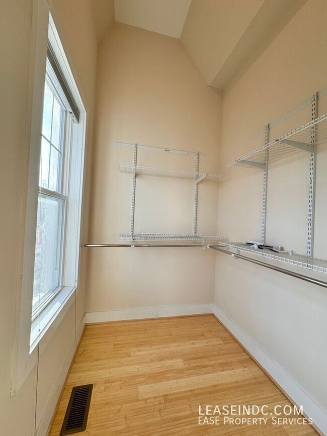 Building Photo - 4716 8th St NW