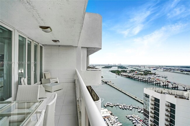 Building Photo - 1717 N Bayshore Dr