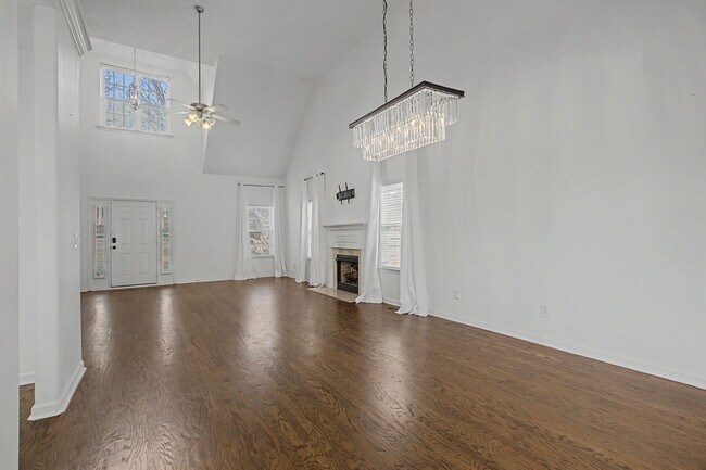 Building Photo - 1857 Woodland Pointe Dr