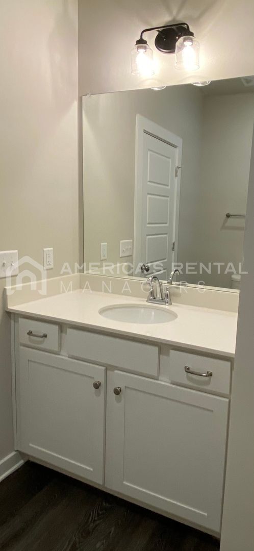 Building Photo - Home for Rent in Weaver AL... Coming Soon!