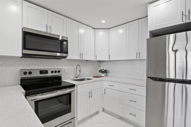 Building Photo - 1811 Jefferson St