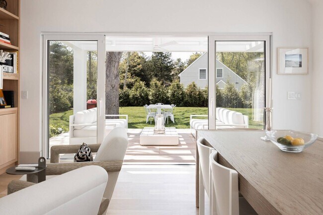 Building Photo - 492 Abrahams Path