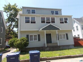 Building Photo - 161 Howard Ave