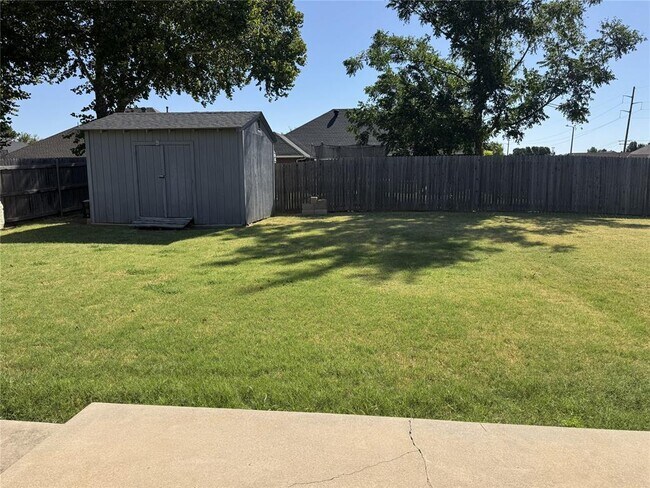 Building Photo - 13320 Cayman Ln