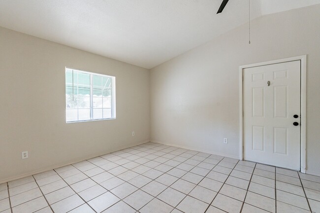 Floorplan - Paradise Valley Apartments