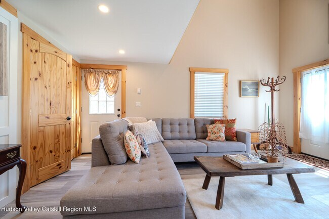 Building Photo - 52 Co Rd 65A