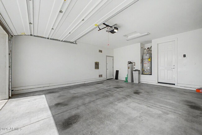 Building Photo - 4313 N 161st Ave