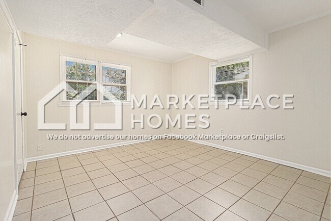 Building Photo - 3092 Menlo Park Dr