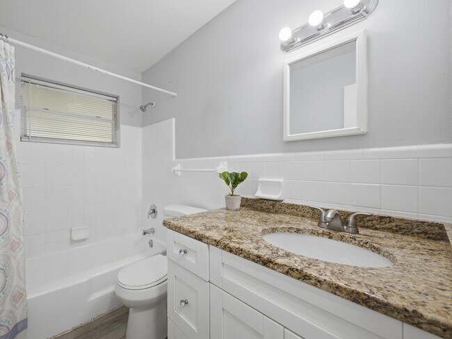 Building Photo - 4862 Andros Dr