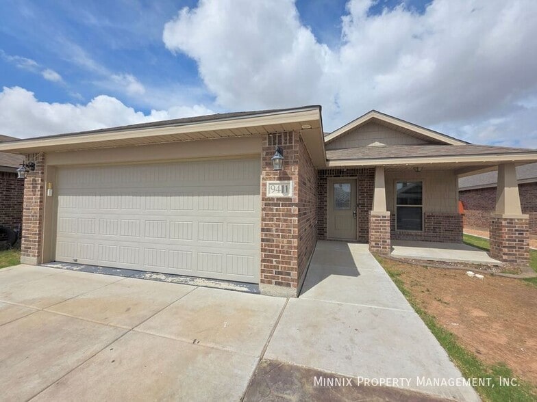 Building Photo - 9411 Sagebrush Ave
