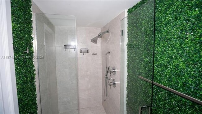 Building Photo - 488 NE 18th St