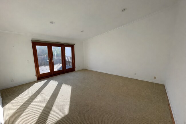 Building Photo - 8442 Crimson Cir