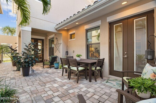 Building Photo - 6913 Vista Hermosa Dr