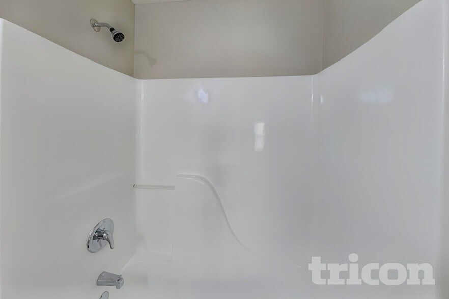 Building Photo - 1809 Woodstream Ct