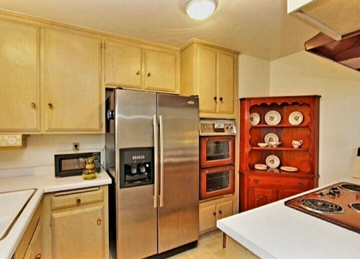 Building Photo - 2220 S Calle Palo Fierro