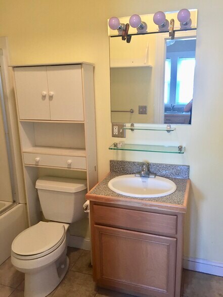 Building Photo - 41 Atlantic Ave