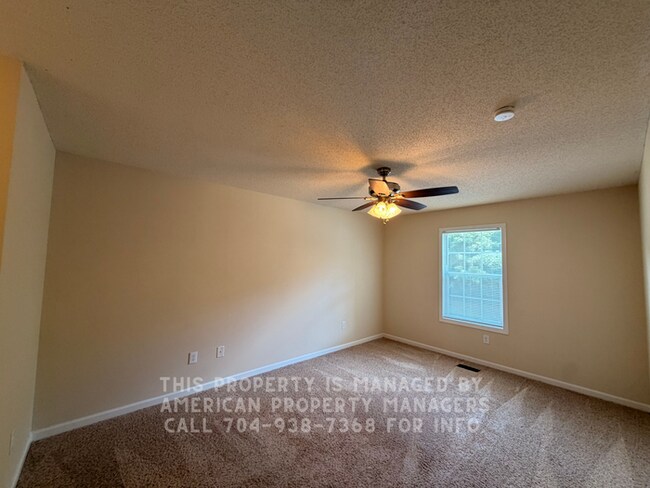 Building Photo - APPROVED APPLICATION -901 Hoke St.
