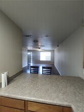 Building Photo - 17 W Rainsong St