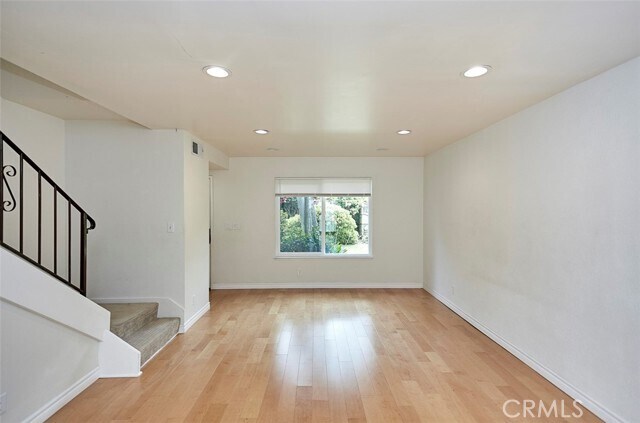Building Photo - 28035 Ridgebrook Ct