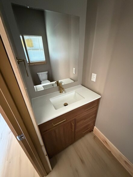 Unit A - 280 W Elm St